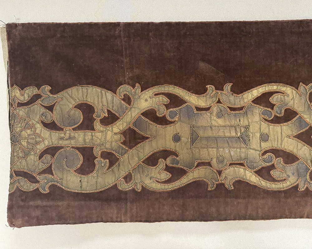 17th c Style Runner