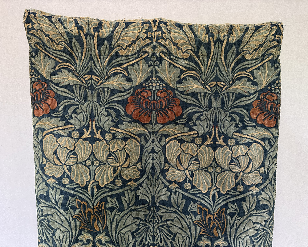 Morris <em>Tulip & Rose</em> E