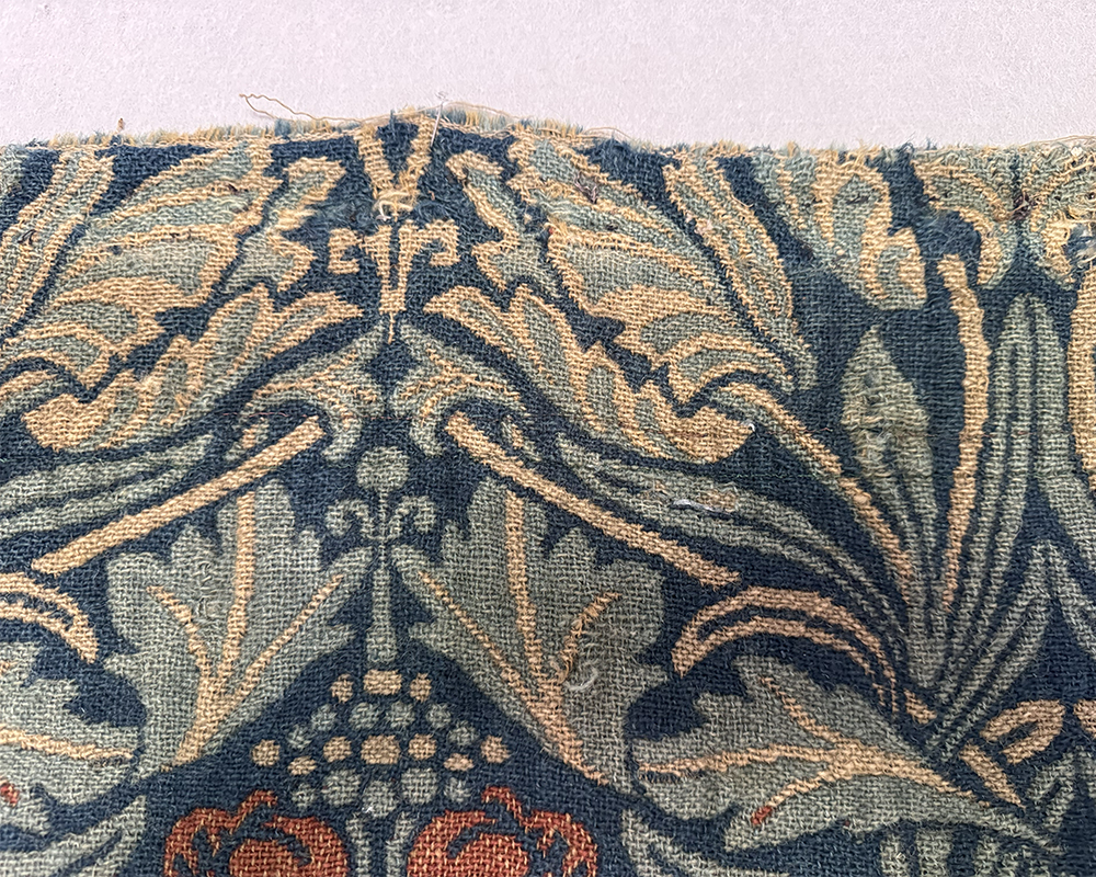 Morris <em>Tulip & Rose</em> E