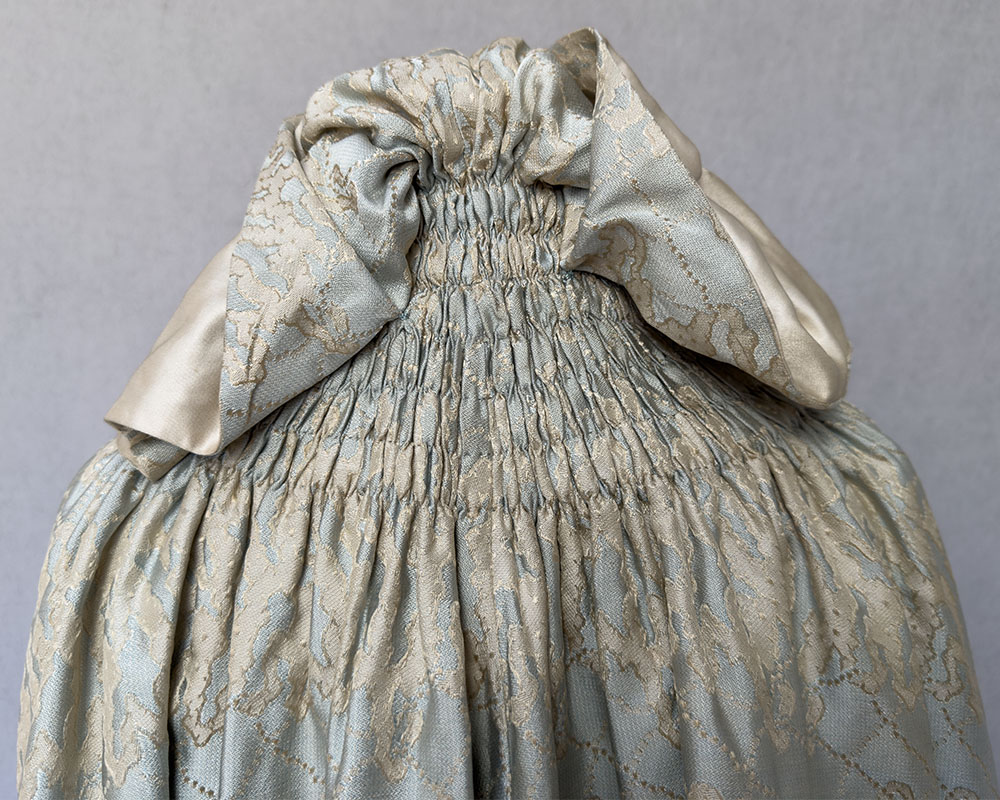 Liberty Opera Cape