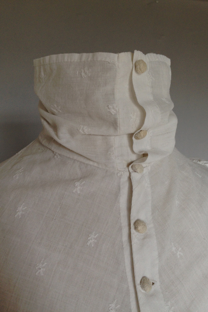 Habit dress