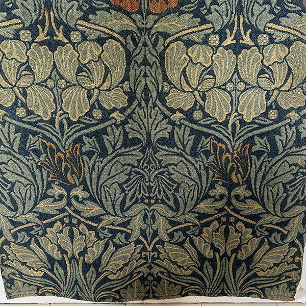 Morris <em>Tulip & Rose</em> E